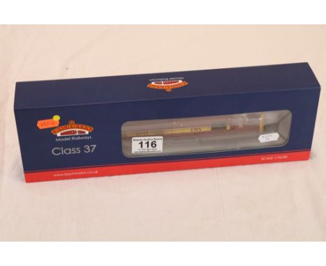Boxed Bachmann OO gauge 32786 21 DCC Class 37/0 37174 EWS Domino Headcode (weathered)