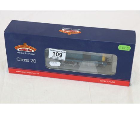 Boxed Bachmann OO gauge 32035A Class 20 Diesel 20136 BR Blue 21 DCC engine