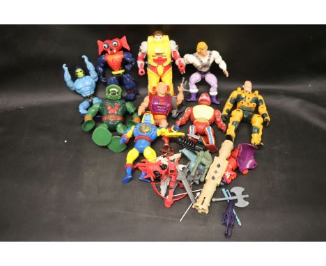 Group of 1980s action figures mainly Mattel He Man Masters of the Universe to include Adam, Skeletor etc, some damaged