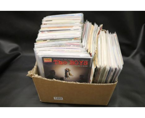 Collection of approximately 190 Comics mainly DC and Marvel including Captain America, Green Arrow, Cable, Spiderman, mainly 