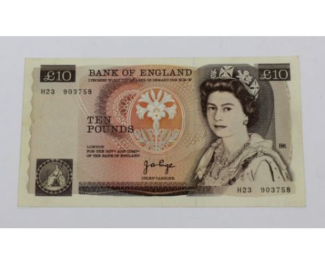 An error Page £10 note, Florence Nightingale missing to reverse with faded print to right side.
