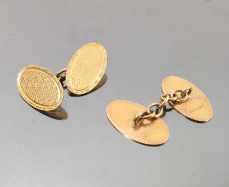 A pair of 9ct gold oval cufflinks, with engine turning, weight 4g