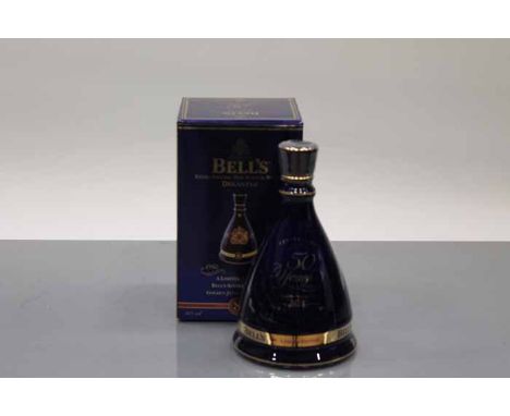 BELL'S QUEEN'S 50 YEARS REIGN BELL
Blended Scotch Whisky in blue Wade ceramic decanter. 70cl, 40% volume, in carton. CONDITIO