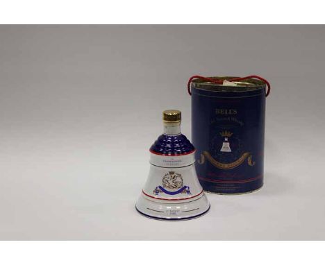 BELL'S PRINCESS BEATRICE BELL
Blended Scotch Whisky in white and blue Wade ceramic decanter. 75cl, 43% volume, in tube.
 COND