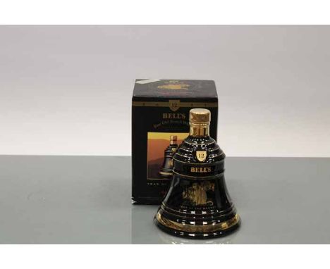 BELL'S 1992 YEAR OF THE MONKEY BELL
Blended Scotch Whisky in black and gold  Wade ceramic decanter. 75cl, 43% volume, in cart