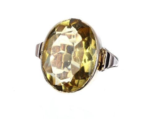 Large 9ct oval citrine single stone ring, 21mm x 16mm, 6.1gm, ring size H