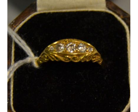 A Victorian quintet diamond line ring, five graduated old cut diamonds ranging from approx 0.08ct to 0.01ct, total estimated 