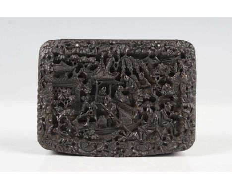 A Chinese Canton export tortoiseshell rectangular snuff box, mid-19th century, the hinged lid, sides and underside finely car