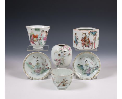 China, six 'figural' pieces of porcelain, 19th-20th century, (one cup with crack, inkwell damaged  h. 6 cm. max Uit de nalate