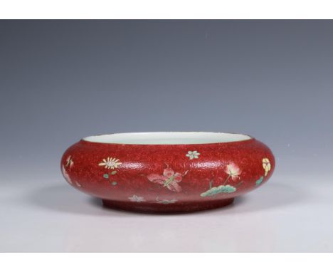 China, famille rose ruby-ground washer, Guangxu six-character mark, 20th century, the exterior painted with flowers and butte