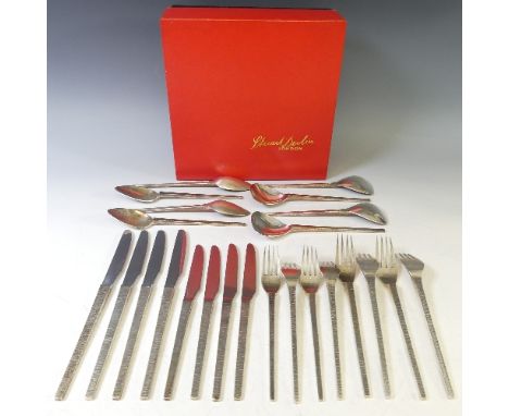 Stuart Devlin;&nbsp;A 24-piece service of silver Cutlery, comprising four forks and dessert forks, four dessert spoons and so