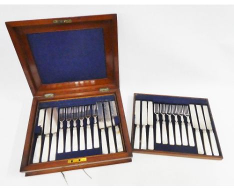 Mahogany canteen containing a set of mother of pearl and Epns fruit knives and forks, 18 knives, 17 forks - one fork lacking 