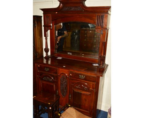 AN EDWARDIAN WALNUT MIRROR BACK SIDEBOARD with two short drawers, width 122cm x depth 48cm x height 192cm