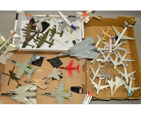 A QUANTITY OF UNBOXED AND ASSORTED DIECAST AND PLASTIC AIRCRAFT MODELS, assorted scales, mixture of military and civlian airc