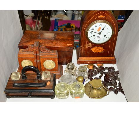 A GROUP OF SUNDRY ITEMS, to include inlaid mantel clock, arabic numerals, key and pendulum, height 35cm, (scratched), a tea c