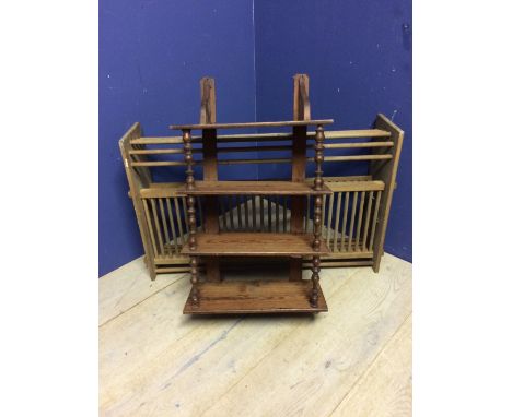 4 Shelf hanging unit & a wooden early C20th plate rack (please remember to check condition of lots before  bidding at auction