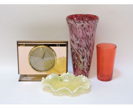 A Smith's Art Deco mantel clock, and three pieces of glassware