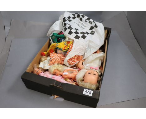 Collection of original Sindy dolls and other fashion dolls plus various outfits including Patch etc