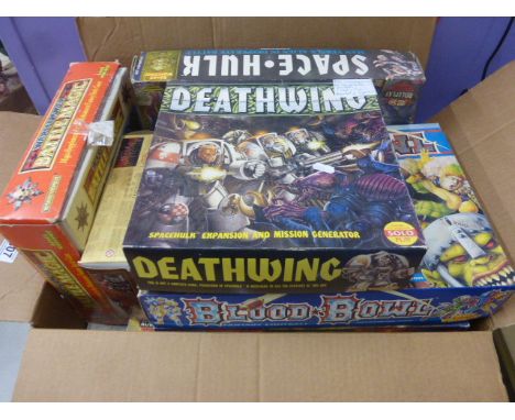 A good collection of used Games Workshop and war gaming figures and accessories to include boxed Dragonlance, Advanced Heroqu