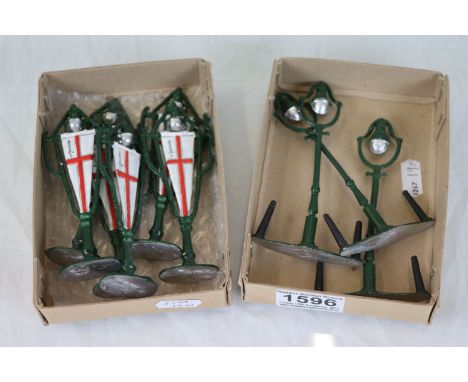 Nine metal lamp posts for diecast model lay outs