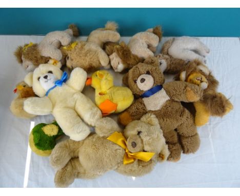 A collection of eleven vintage Steiff animals and bears