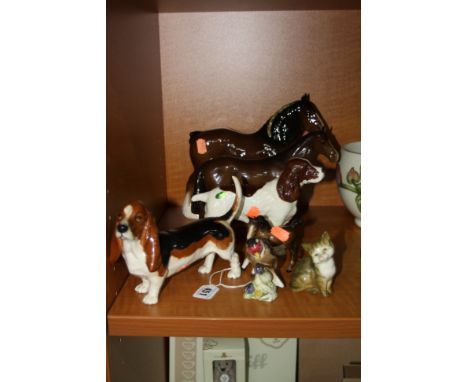 A GROUP OF BESWICK ANIMALS, to include Basset Hound 'Fochno Trinket' No.2045A, Cocker Spaniel 'Horseshoe Primula' No.967, 'Go