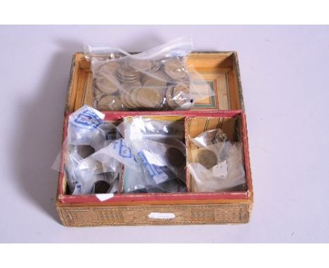 A BOX CONTAINING AN INTERESTING SELECTION OF WORLD COINS, TOKENS AND COUNTERS, to include Evasion money, USA Braided Cents, 1