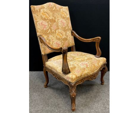 A George II style Gainsborough armchair, first half 20th century 