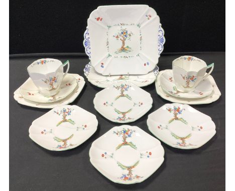 A Shelley ‘Crabtree’ part tea service comprised of; a pair of picnic plates, two tea cups, saucers, side plates; etc 