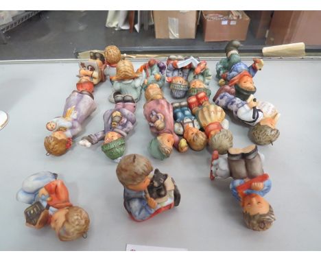 Fourteen Goebel bauble figures 