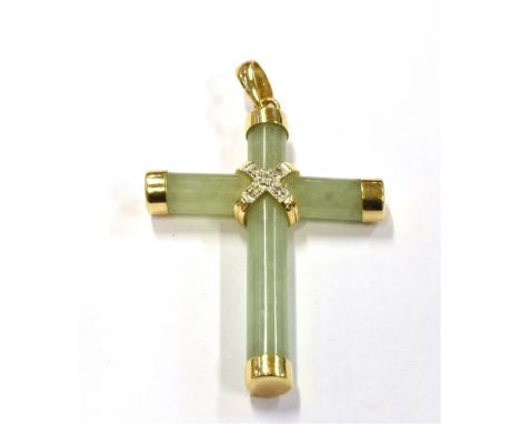 A 14kT FINE BOX LINK YELLOW METAL NECKLACE Marked on both the necklace and the clasp, 'ITALY 14', approx. 49.5 long, weight w