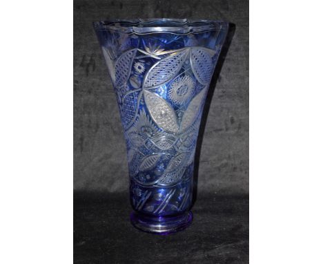 A VERY LARGE BLUE FLASH CUT VASE  of trumpet form, 43cm high Condition Report : good condition, no damage Condition reports a