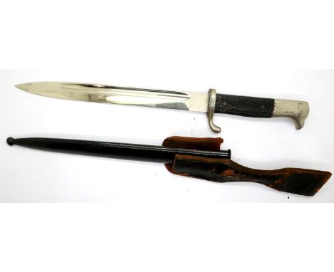 German WWII K98 bayonet with steel scabbard and leather frog. P&amp;P Group 2 (£18+VAT for the first lot and £3+VAT for subse