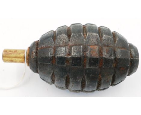 INERT WWI Italian SIPE hand grenade Societa Italiana Prodotti Esplondenta, (Italian Society of Explosive Products). P&amp;P G