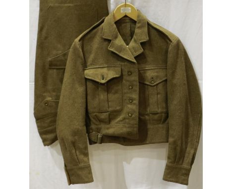 1949 pattern British military battledress and trousers, size 2. P&P Group 2 (£18+VAT for the first lot and £3+VAT for subsequ
