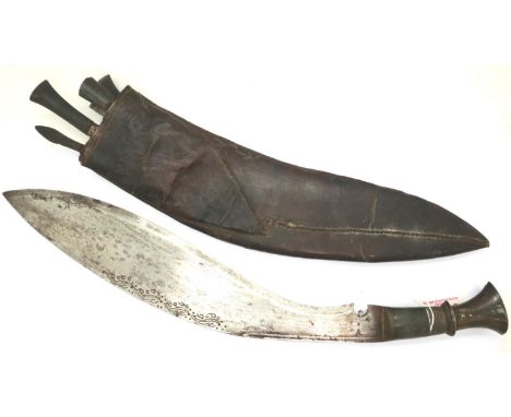 Kukri knife in scabbard with five attachments. P&amp;P Group 2 (£18+VAT for the first lot and £3+VAT for subsequent lots) 