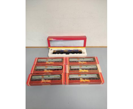 Hornby Railways. Group of boxed 00 gauge models to include a Class 66 66736 "Wolverhampton Wanderers" Diesel Loco in GBRf liv