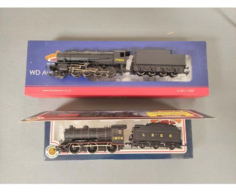 Bachmann Branchline. Two boxed 00 gauge locomotives to include a&nbsp;32-254A WD Austerity 2-8-0 77003 in LNER plain black, a