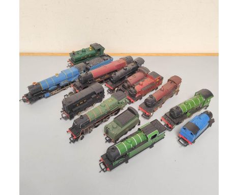 Group of 00 gauge locomotives and tenders to include examples by Lima, Airfix and Hornby.&nbsp; 