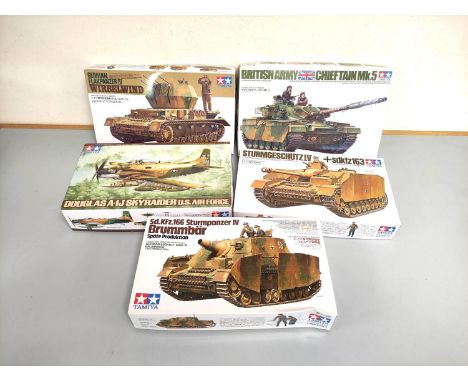 Tamiya. Group of 1:35 scale models to include British Army Chieftain Mk.5 No 68, SdKfz163 No 87, Flakpanzer IV Wirbelwind No 