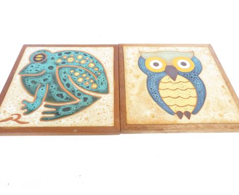 2x Large ceramic tiles frog &amp; owl 20cm square 
