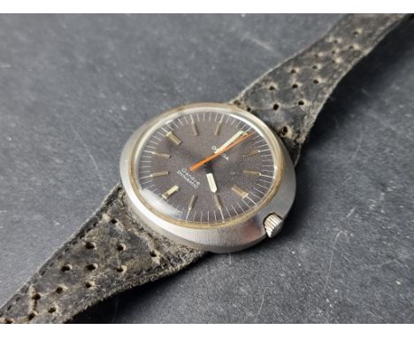 A circa 1970 Omega Geneve 'Dynamic' stainless steel manual wind wristwatch, 29mm, Ref. ST 135 033, boxed with papers. 