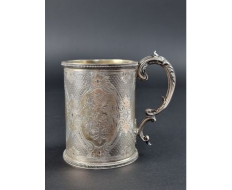 A Victorian silver mug,&nbsp;by Edward &amp; John Barnard, London 1861, having engine turned and chased decoration, 10cm high