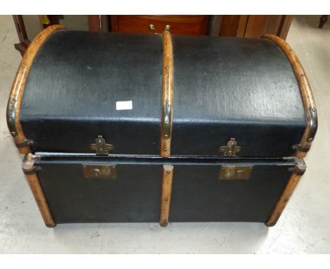 A wood bound fibre cabin trunk