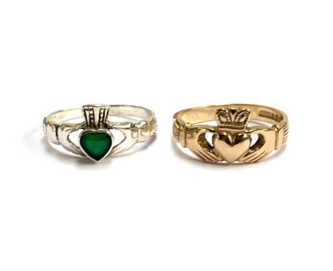 A 9ct gold Claddagh ring, size Q 1/2, 3.5g; together with a silver Claddagh ring set with green agate, size Q 1/2 (2)