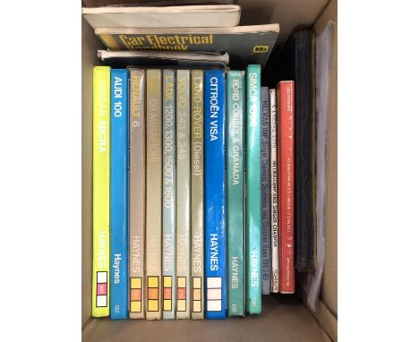 BOOKS, CARS. A box of vintage Haynes and other vintage owners' manuals (e.g. Austin A 30 Seven/Standard Eight etc.).