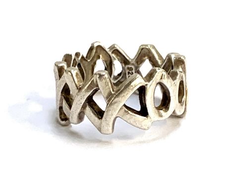 A Paloma Picasso for Tiffany &amp; Co. silver 'Love and Kisses' ring, size O, 6.2g