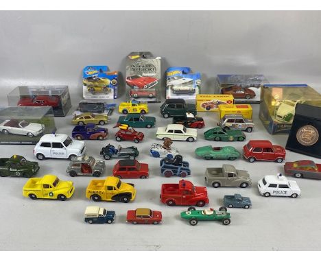 Di-cast model cars, collection of vintage boxed and  play worn cars and other vehicles, to include Dinky, Hot Wheels, Corgi, 