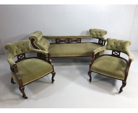 Victorian button-back chaise lounge with two matching elbow chairs