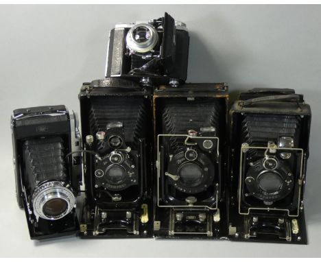 A selection of vintage cameras, to include Ica Trona plate camera with Tessar lens, Ica Trona with Dominar lens, Ica Trona 21